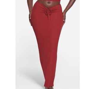 Skims maxi skirt XL